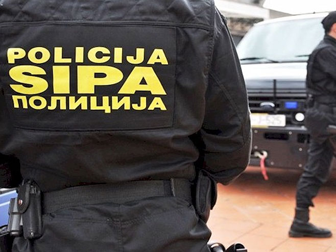 На подручју Тузле ухапшено лице због кријумчарења миграната