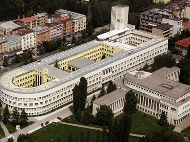 Зграда војвођанске владе и парламента у Новом Саду (фото: Танјуг-Јарослав Пап) - 