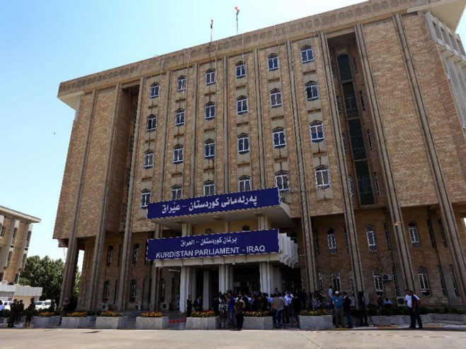Зграда парламента Курдистана (Фото:s.yimg.com) - 