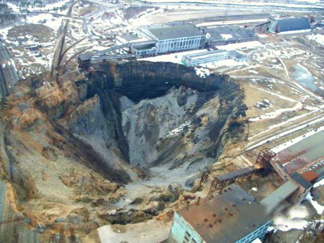 Огромне рупе гутају град Березники (Фото: ru.wikipedia.org) - 