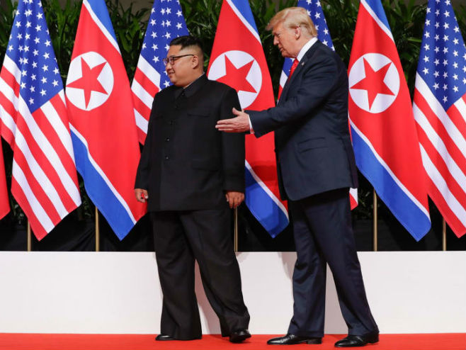 Доналд Трамп и Ким Џонг Ун - Фото: AP